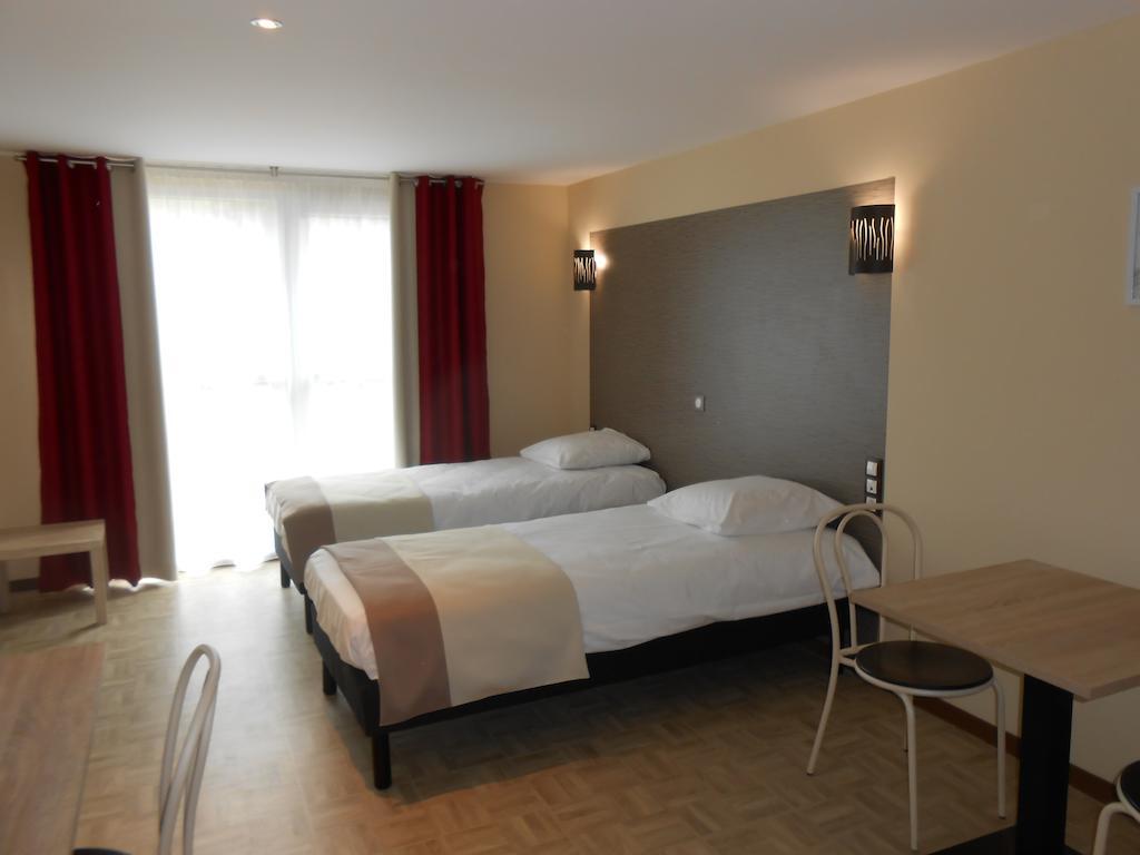 La Pause Hotell Évreux Rum bild