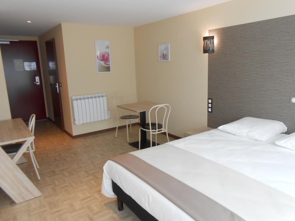 La Pause Hotell Évreux Rum bild